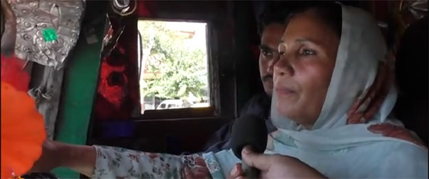 Shamim Akhtar Female Truck Driver of Pakistan - driving