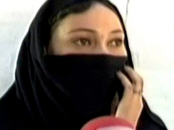 Kiren Baloch - Girl Want to Marry With Bilawal Bhutto Zardari Reached Gillani House Multan